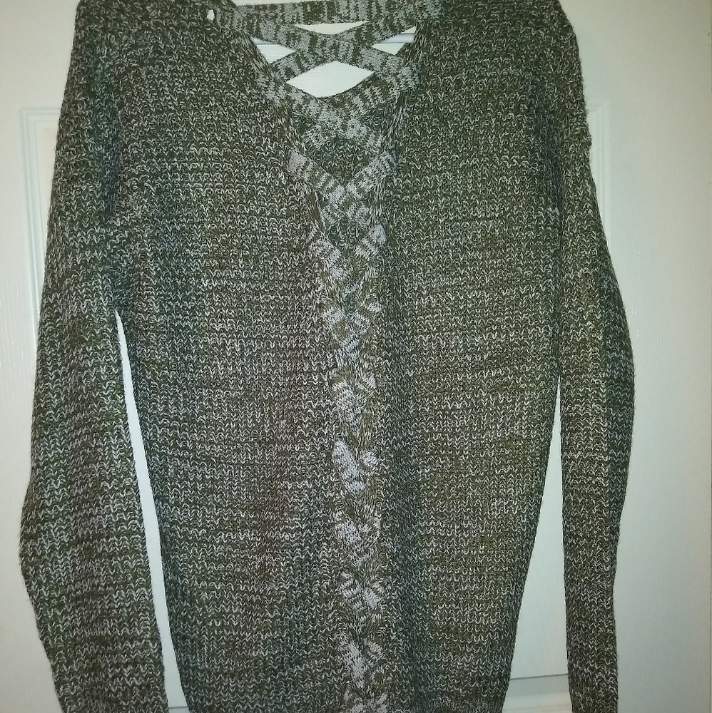 Olive green sweater cross back L